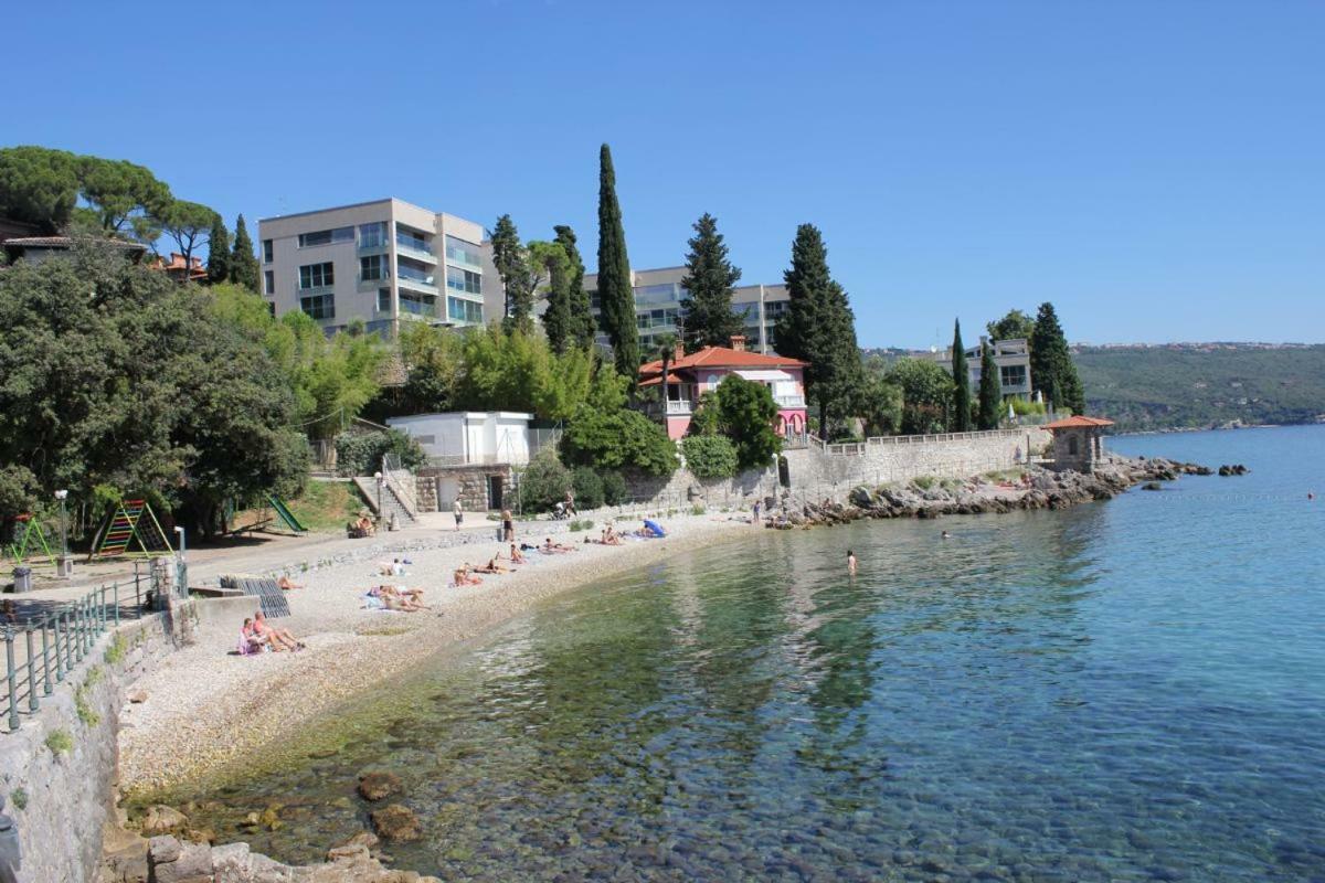 Apatmani Milena Opatija Exterior foto